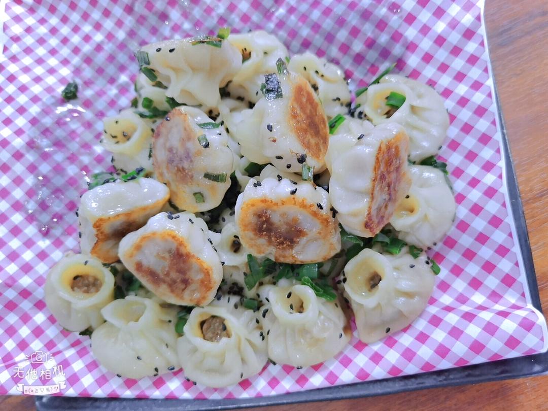 一口炫10个‼️爆汁拇指生煎｜免揉面免皮冻