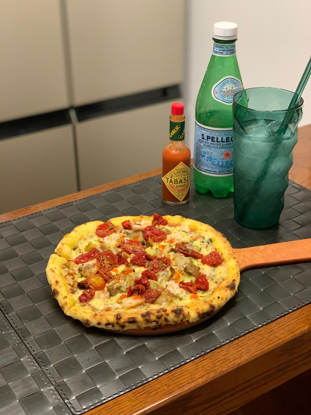 【独家！】魔都最受欢迎的美式辣鸡肉披萨，TABASCO® x Pieology联手打造！（还有免揉披萨饼配方）
