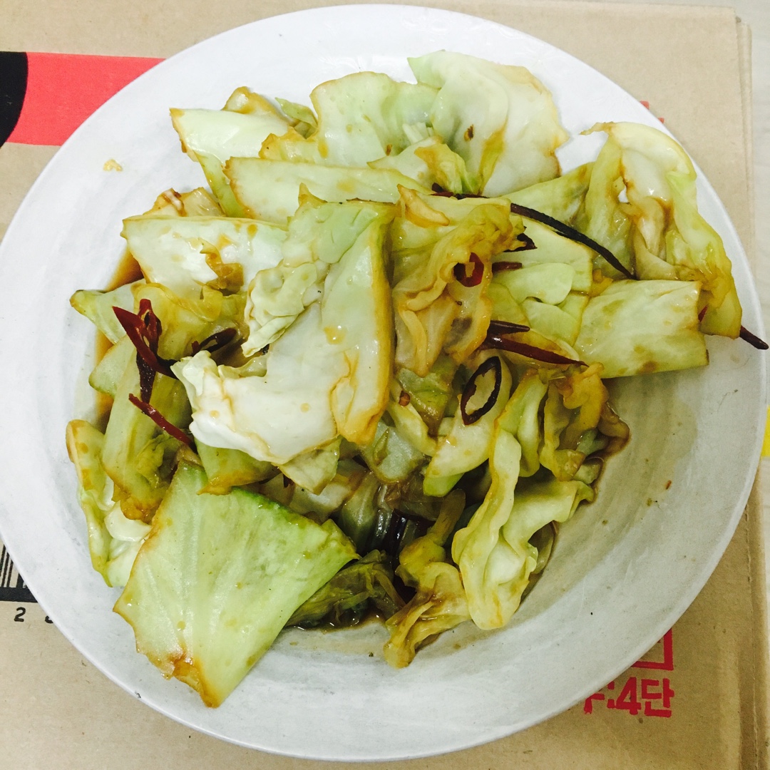 阿婆手撕包菜