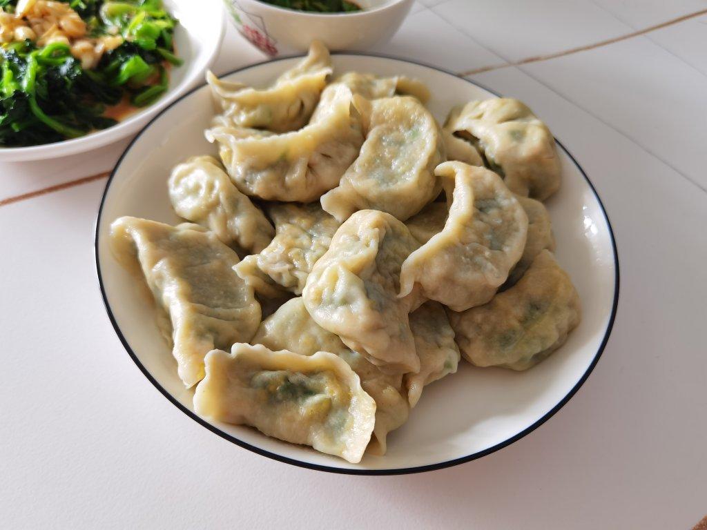 【免揉】皮薄筋道冻后不破的饺子皮