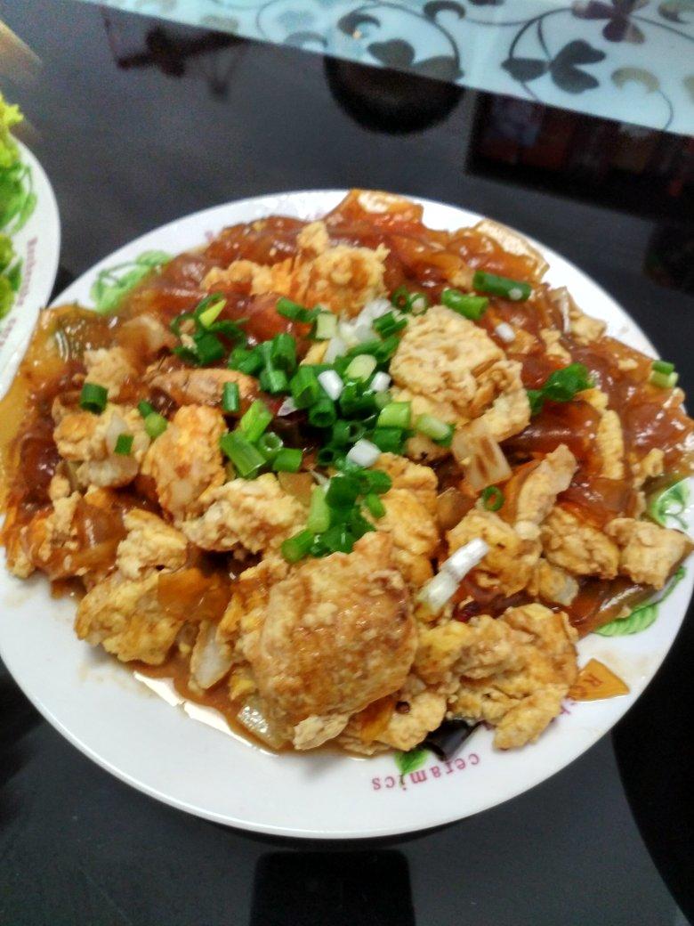 鹅蛋炒粉皮
