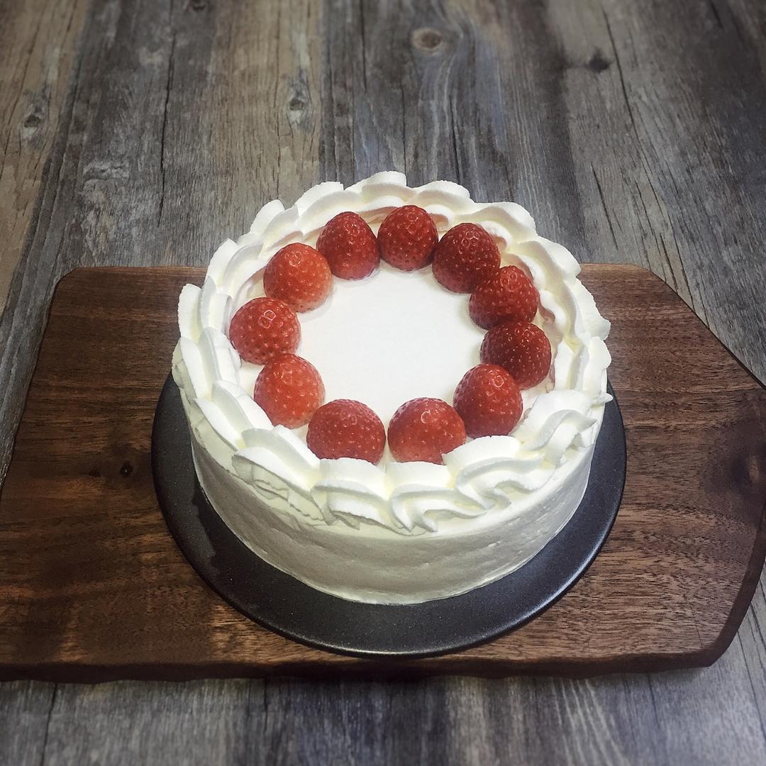 《Tinrry+》草莓奶油蛋糕（8寸配方）