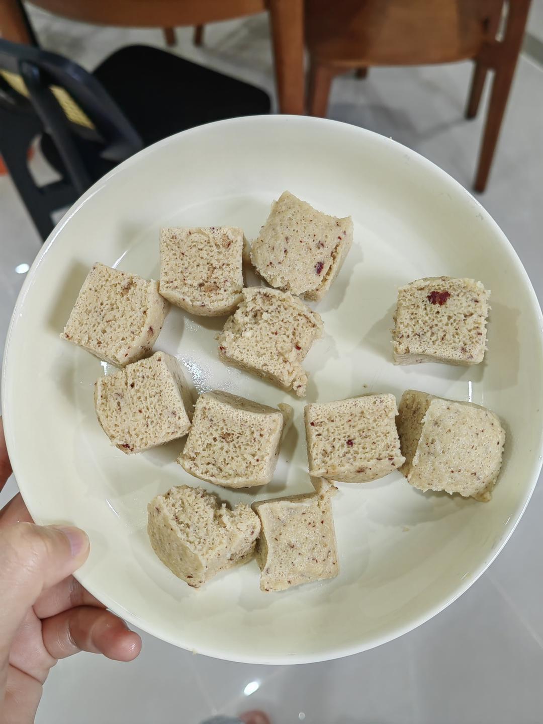 宝宝辅食:苹果红枣蒸糕