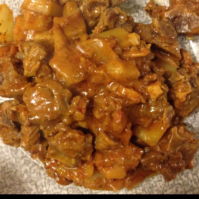 咖喱羊肉配香煎馒头片