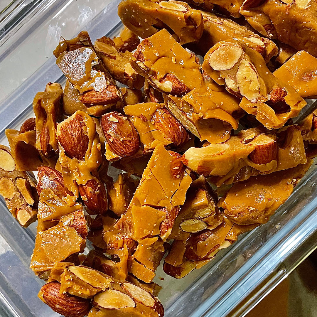 海盐杏仁太妃糖