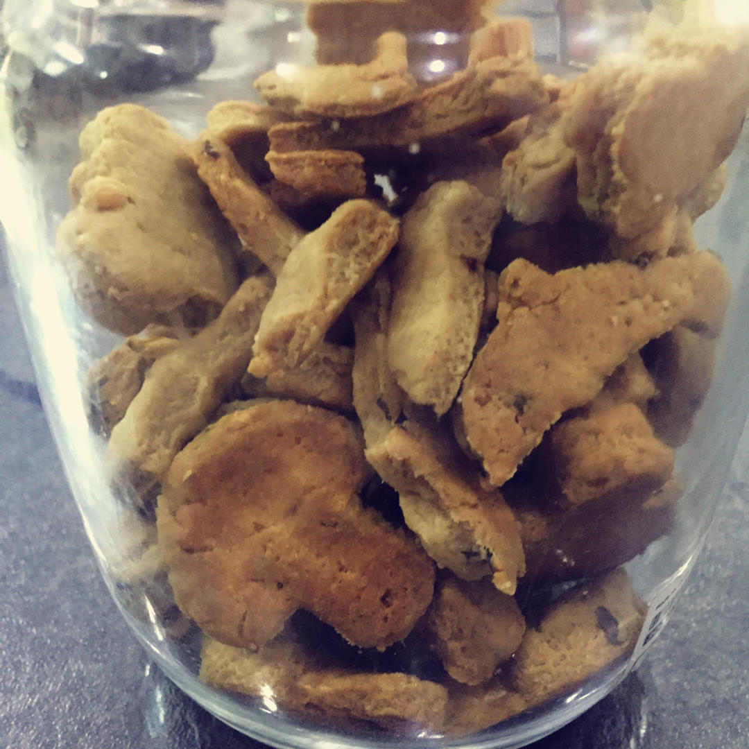 葱香全麦饼干