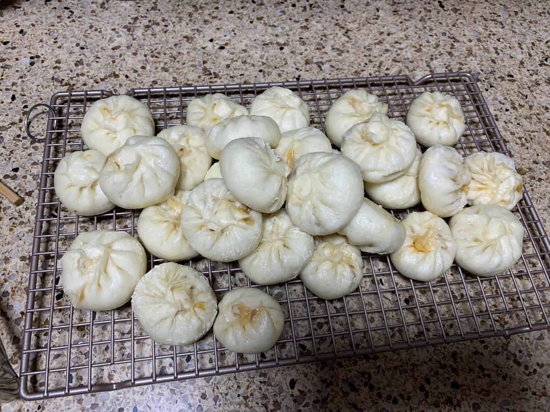 酱肉包子