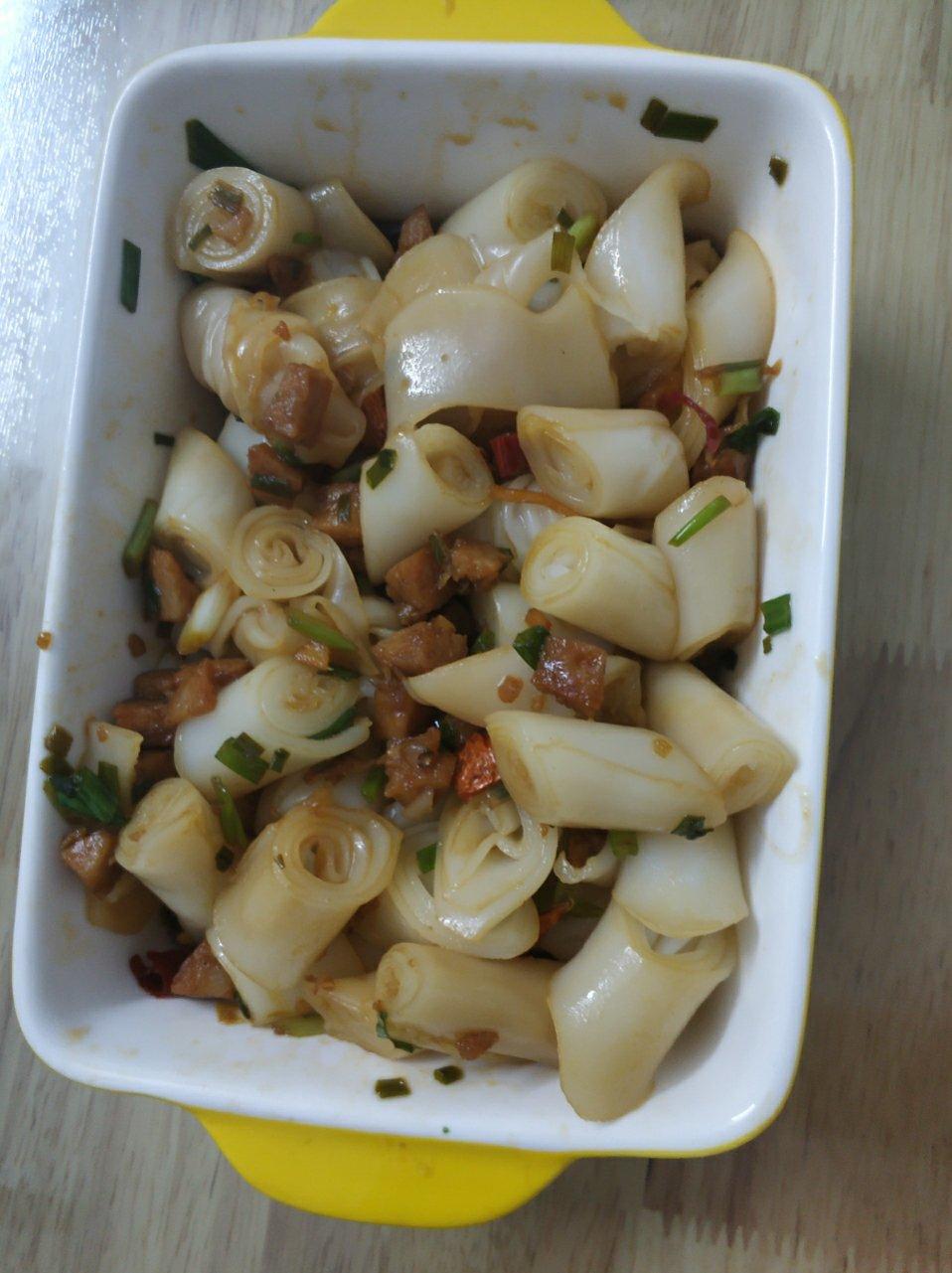 模仿传统猪肠粉（斋肠香港混酱肠）