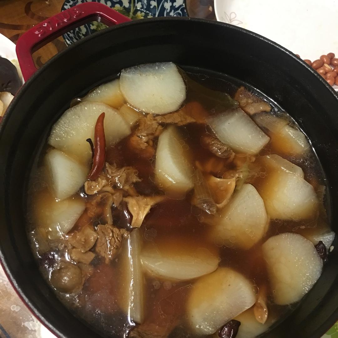 萝卜炖牛腩