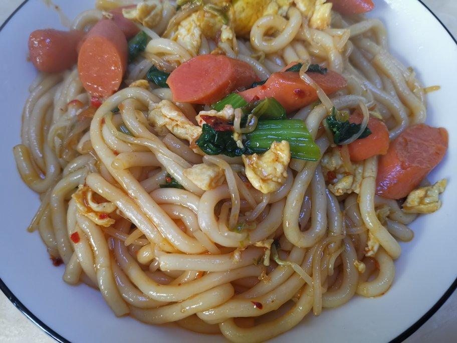 好吃到舔盘的老干妈炒土豆粉!秒杀路边摊