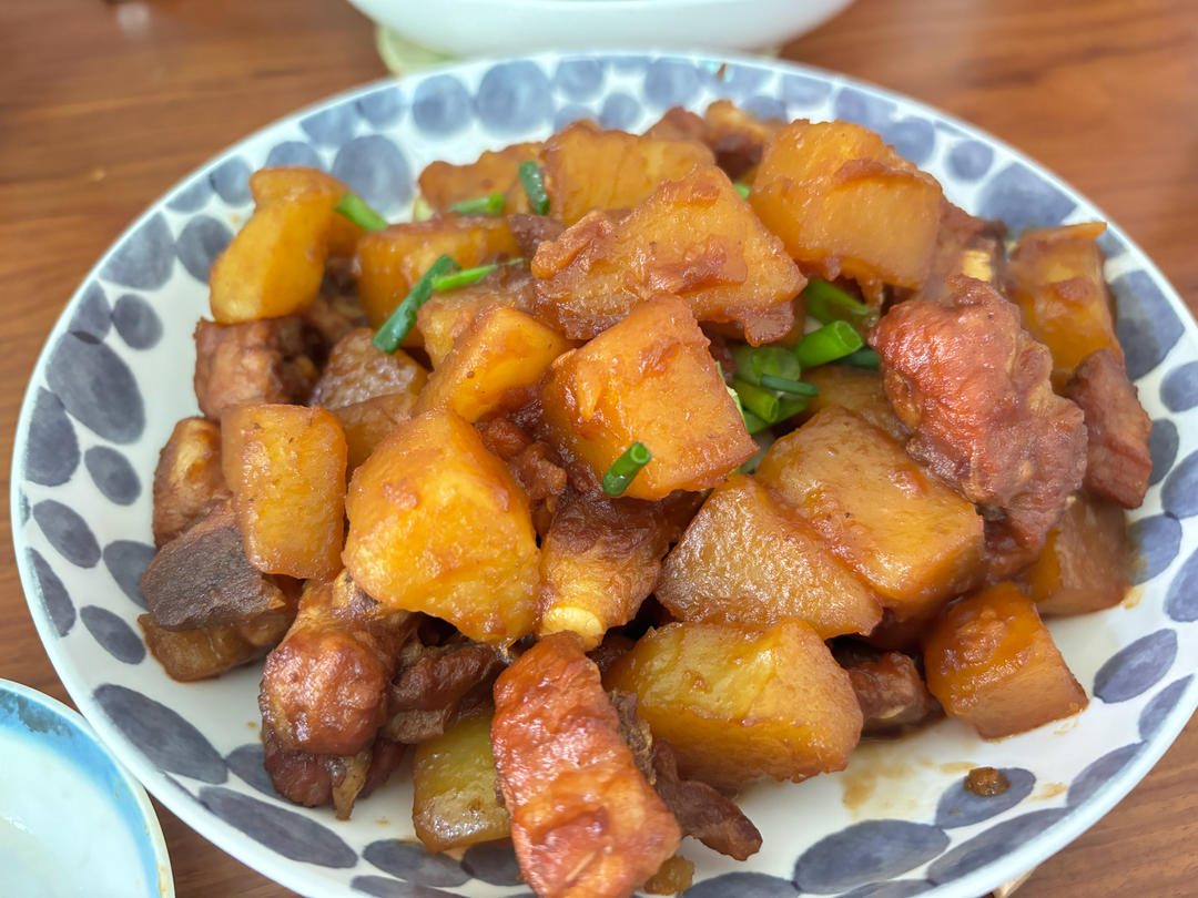 土豆焖排骨(广式）