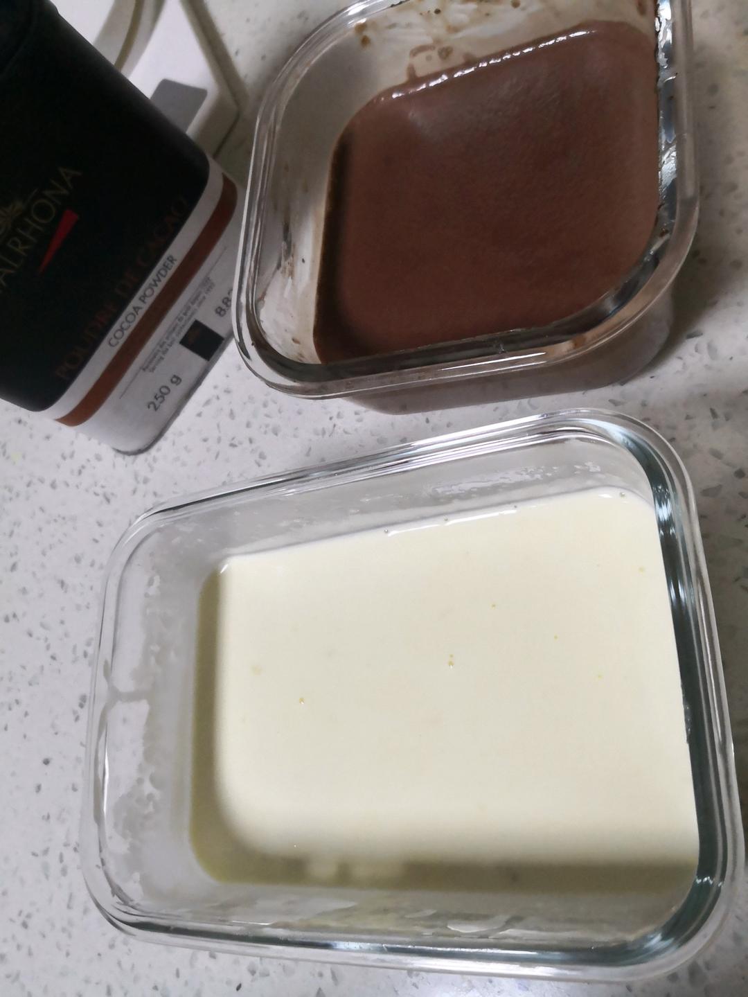 多种口味奶油杯子蛋糕