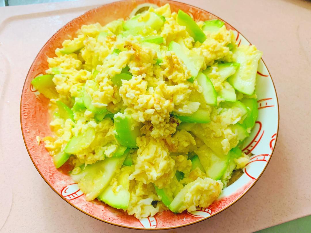 超级简单又好吃的茭瓜滑蛋