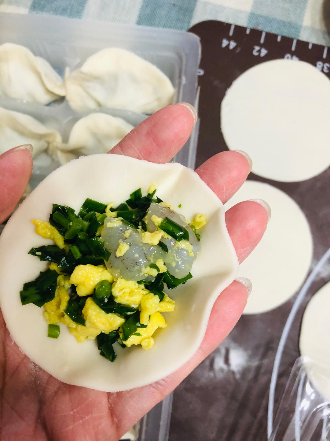 韭菜鸡蛋虾仁饺子（三人量）