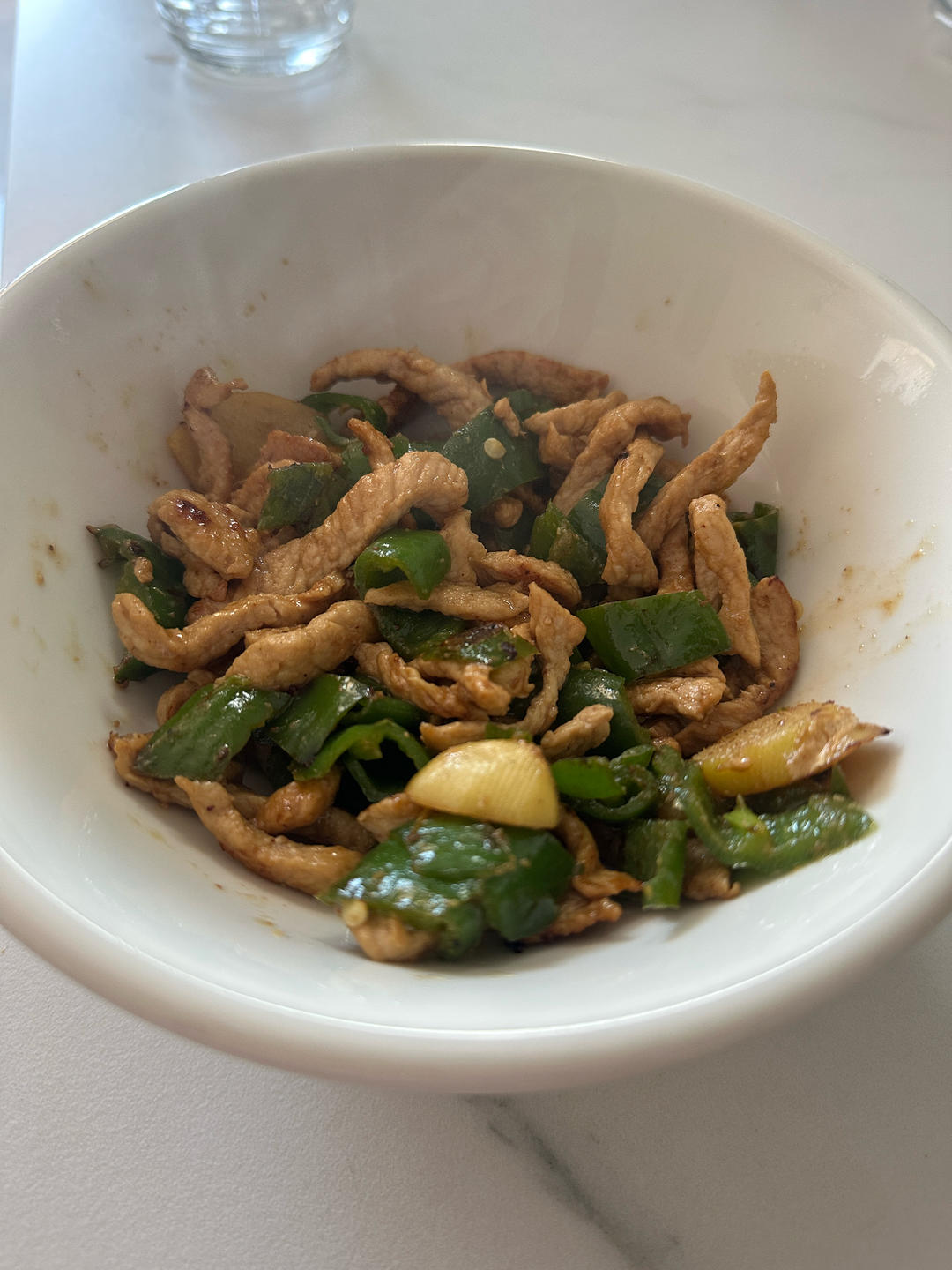 巨下饭的尖椒炒肉片