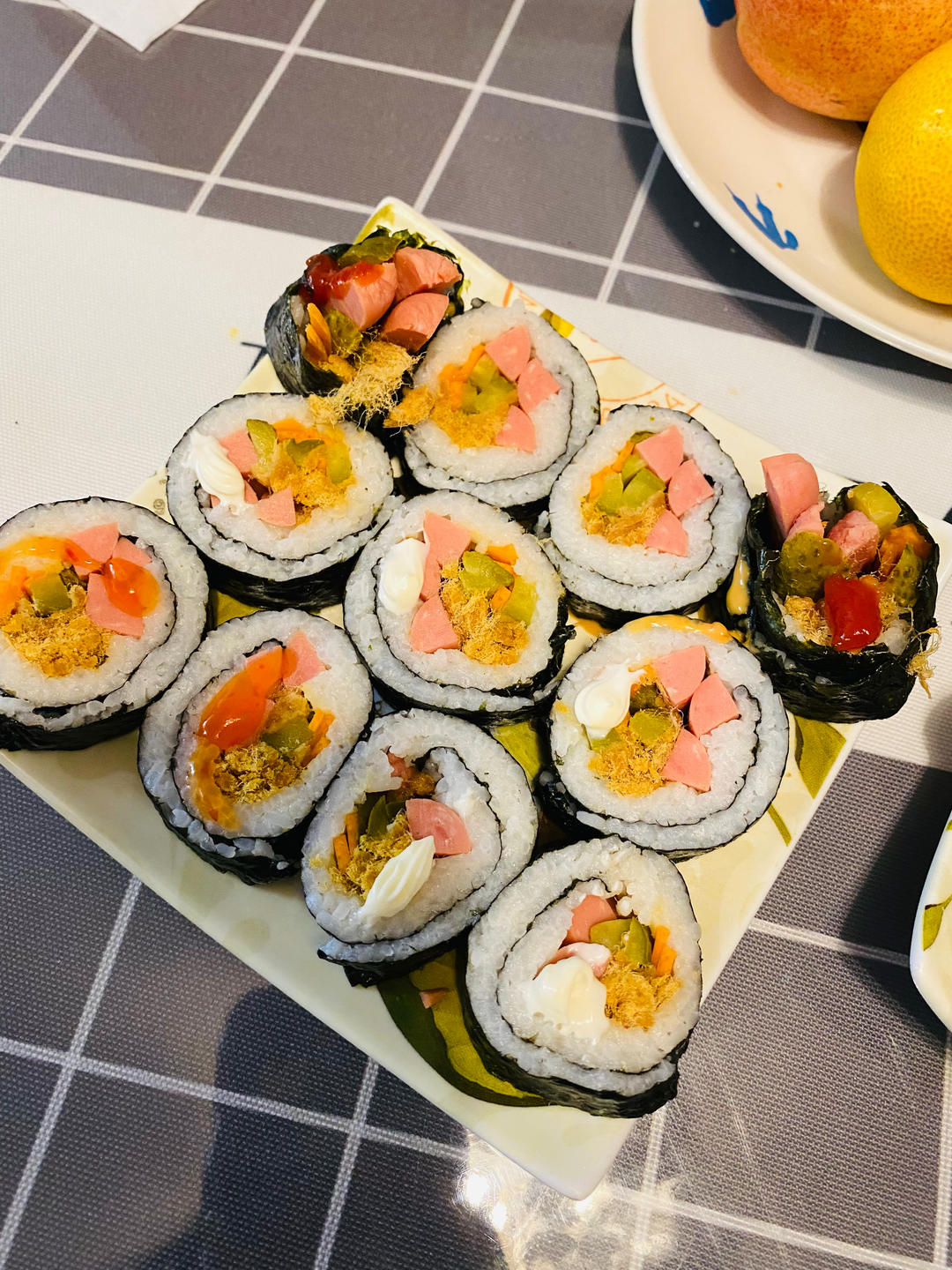 高颜值的紫菜包饭