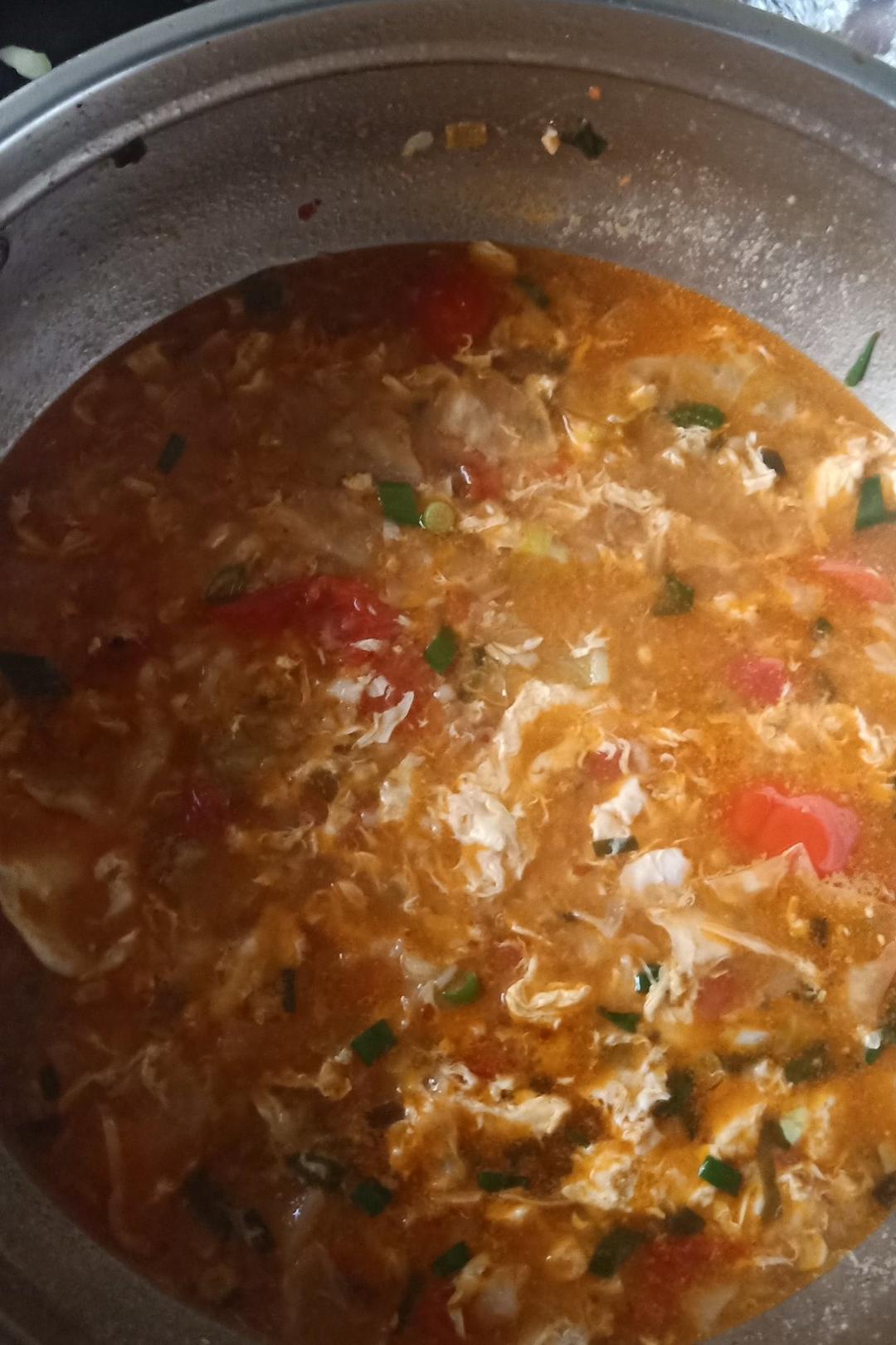 爱老婆爱美食爱自己做的西红柿鸡蛋拌汤