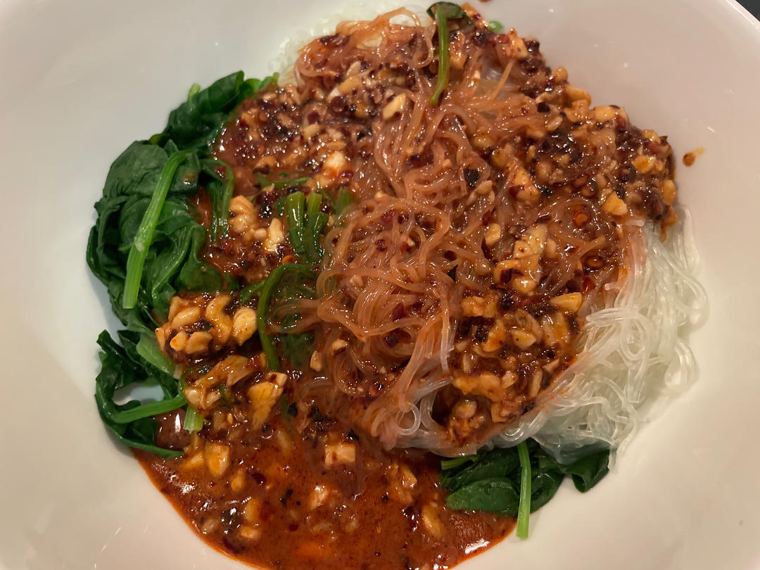 菠菜拌粉丝凉菜