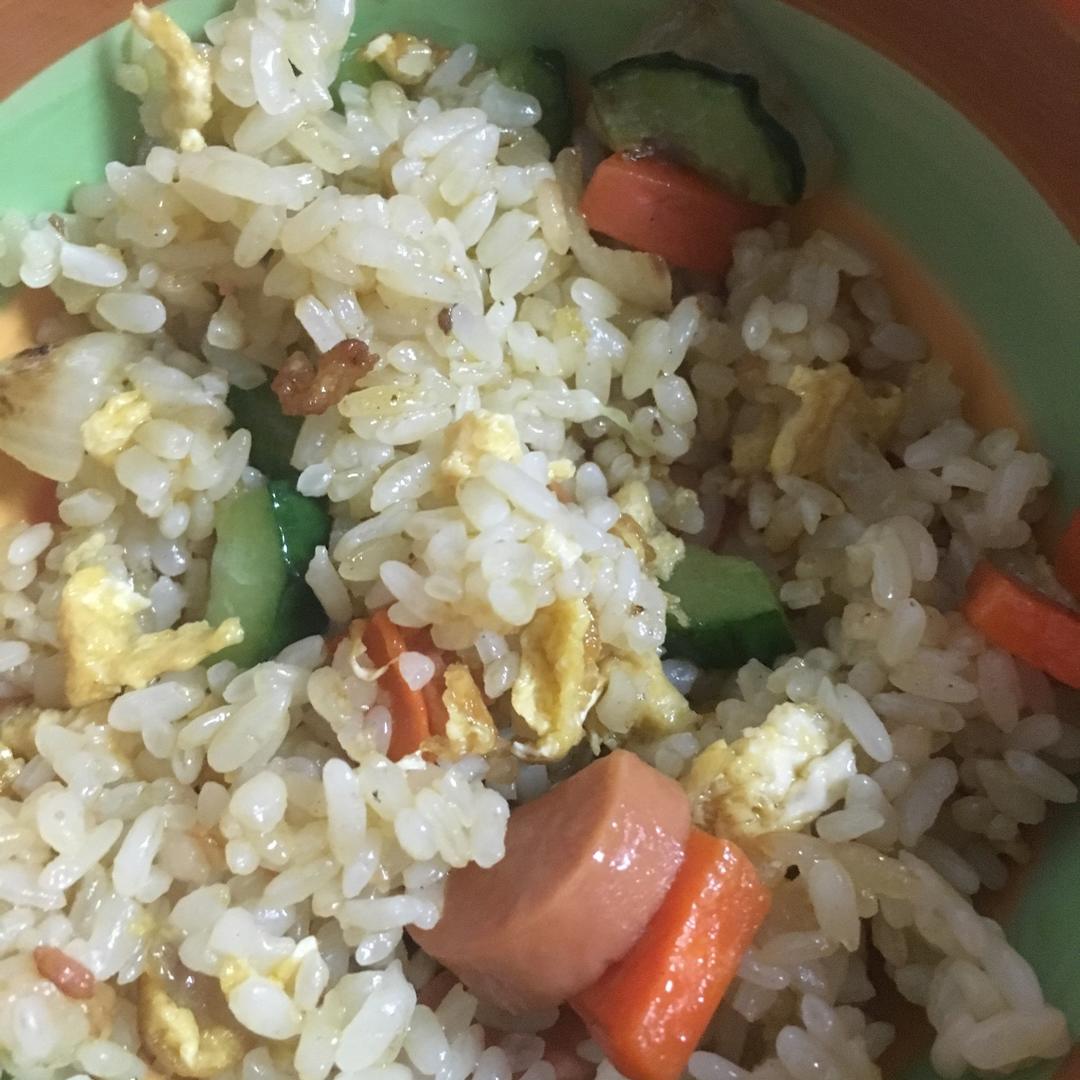 火腿蛋炒饭
