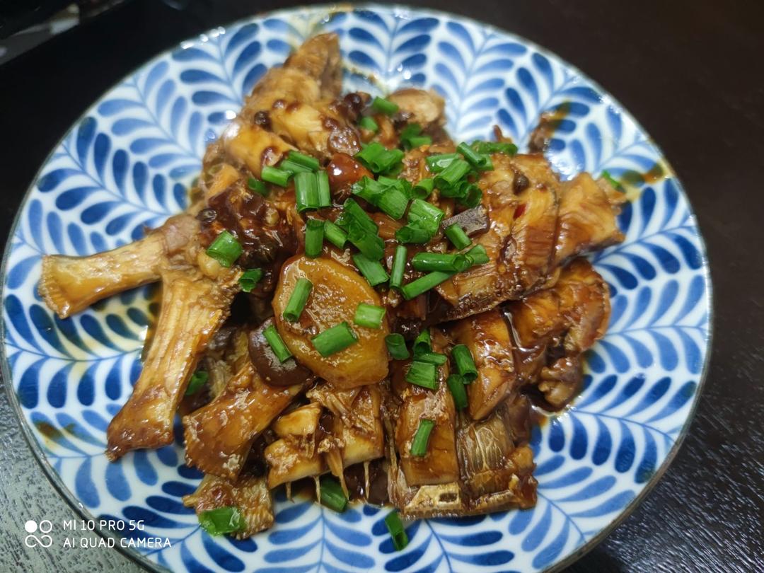 红烧剥皮鱼