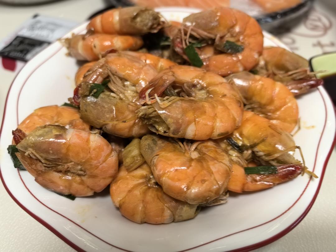听说这是小朋友最爱吃的红烧虾🦐