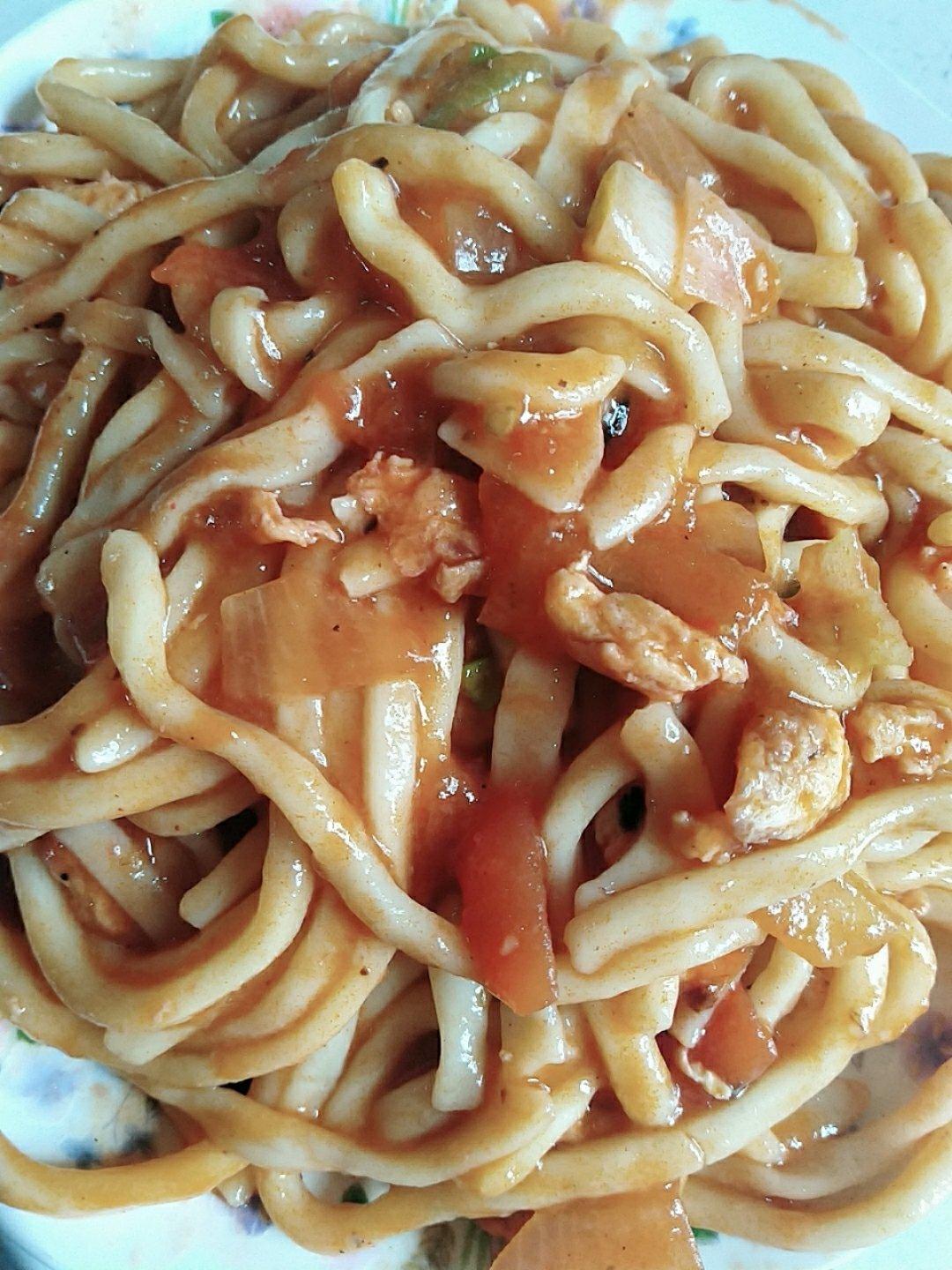 西红柿鸡蛋炒面