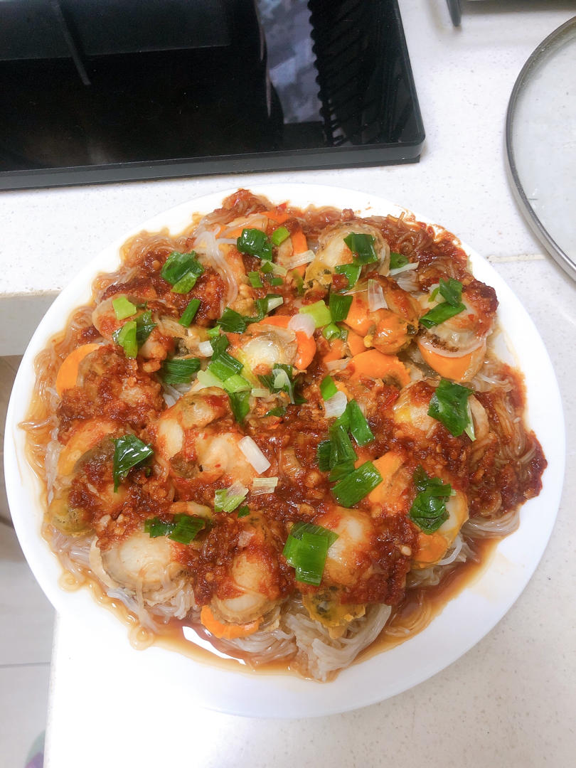 蒜蓉扇贝肉蒸粉丝