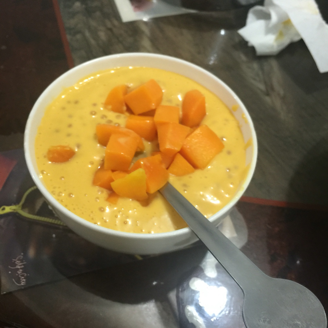 芒果椰汁西米露