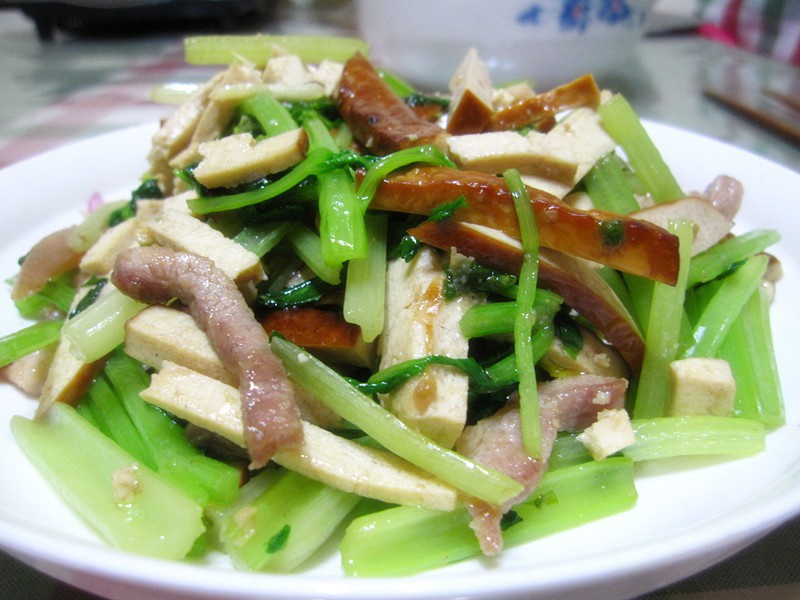 芹菜炒香干