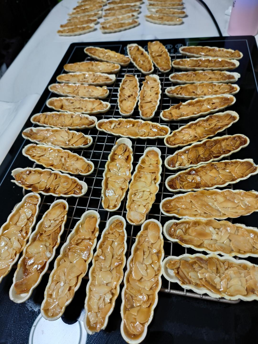 私房爆款焦糖杏仁糯米船