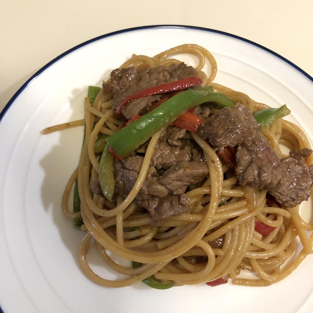 比餐厅好吃的黑椒牛柳意面🍝零失败简单教程