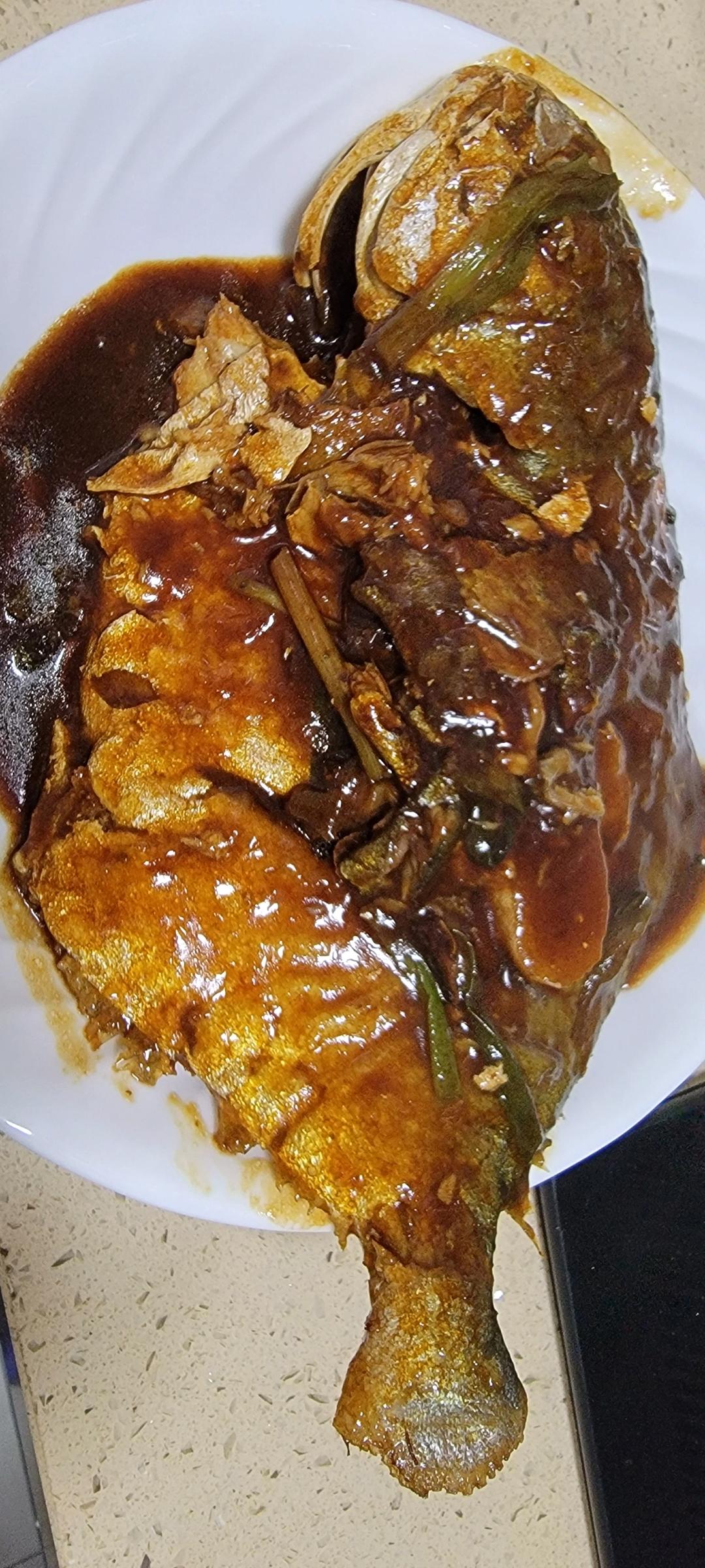 【家常菜】上海红烧鲳鱼