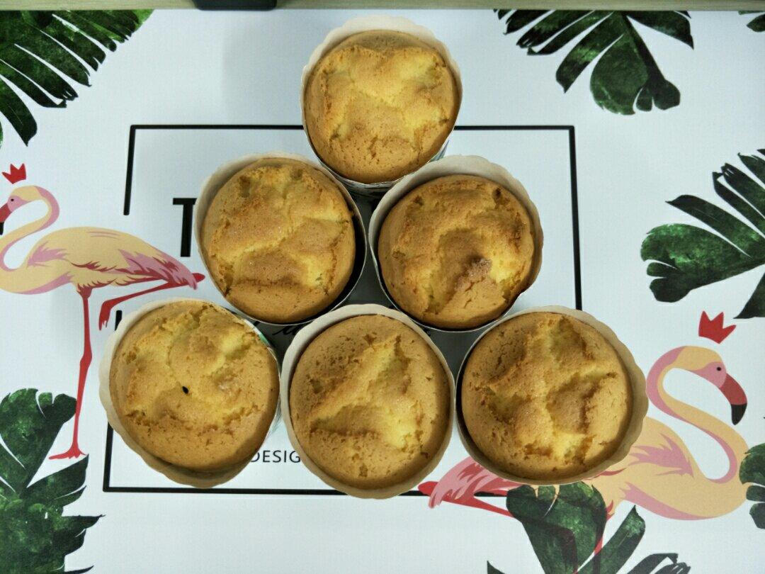 海绵纸杯蛋糕