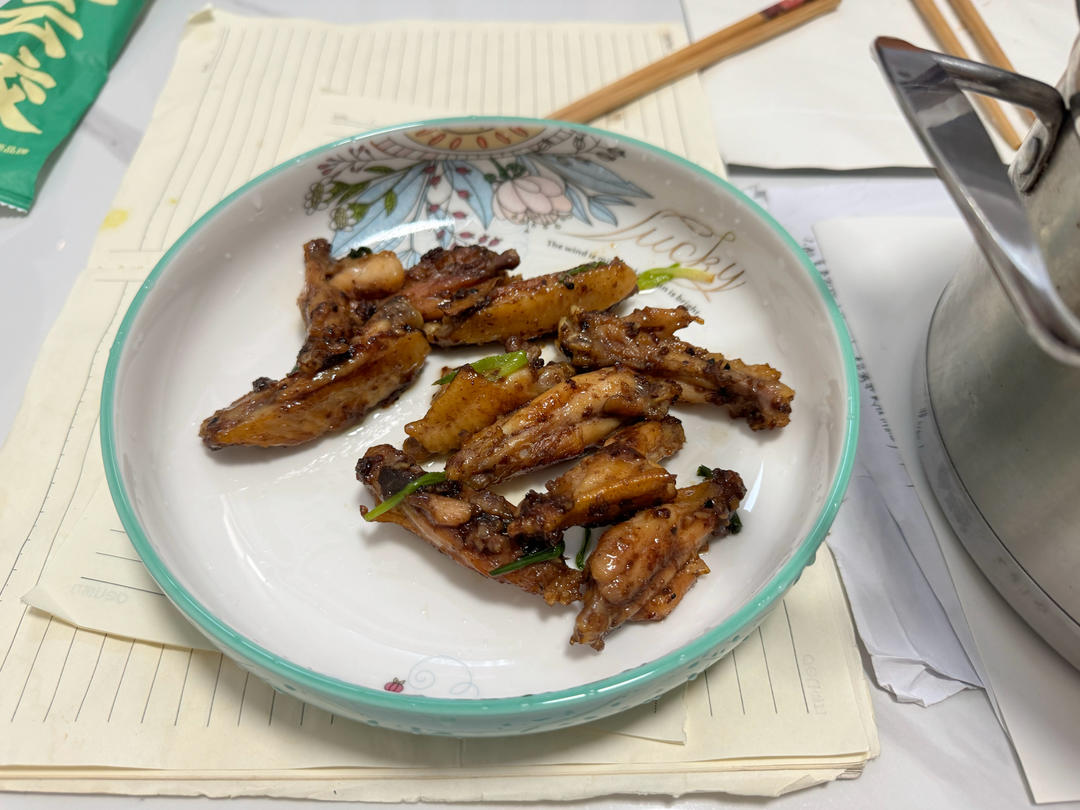 蒜香鸡翅，这才是鸡翅最好吃的做法