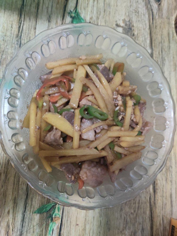 饭馆后厨偷学的酸辣土豆丝