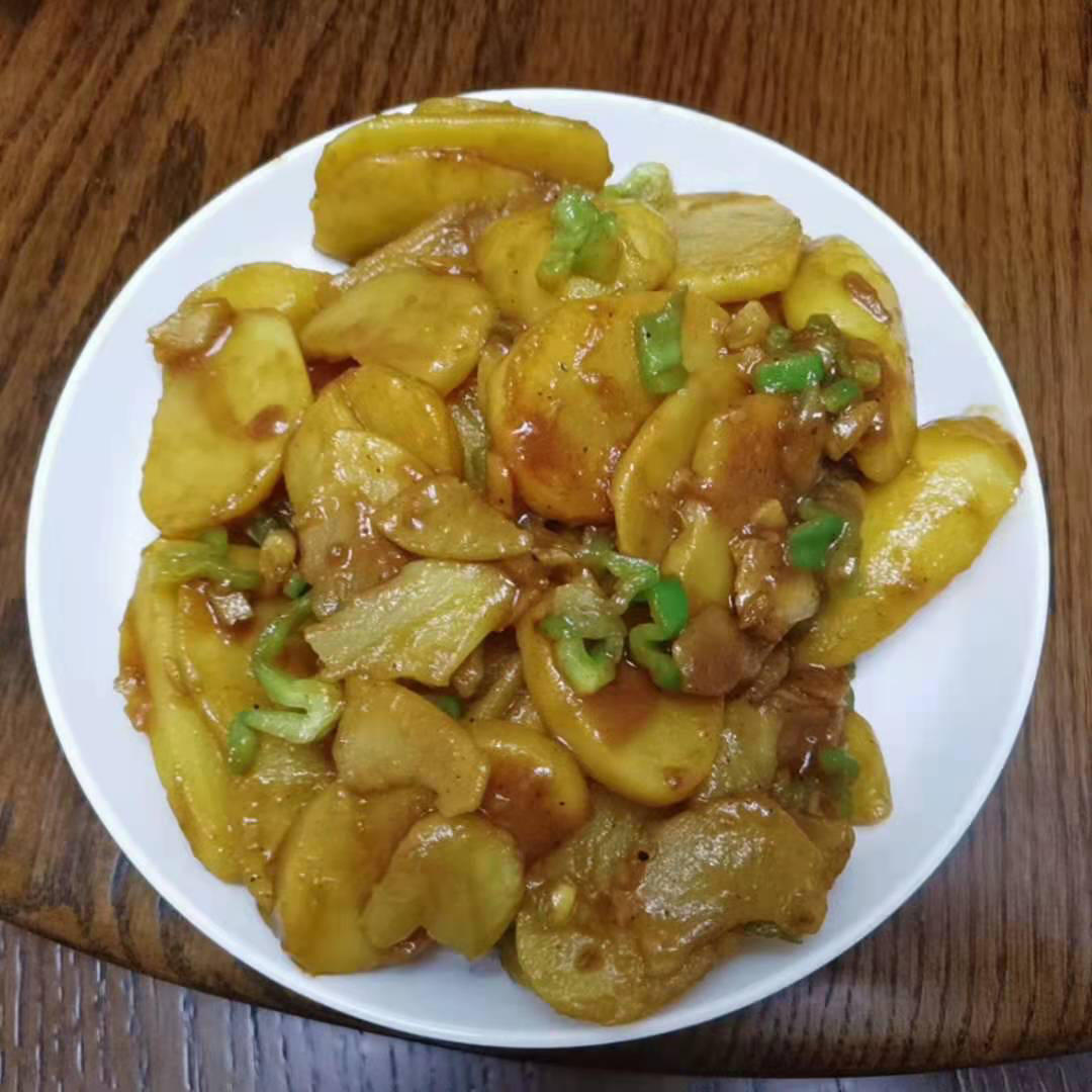 红烧土豆片