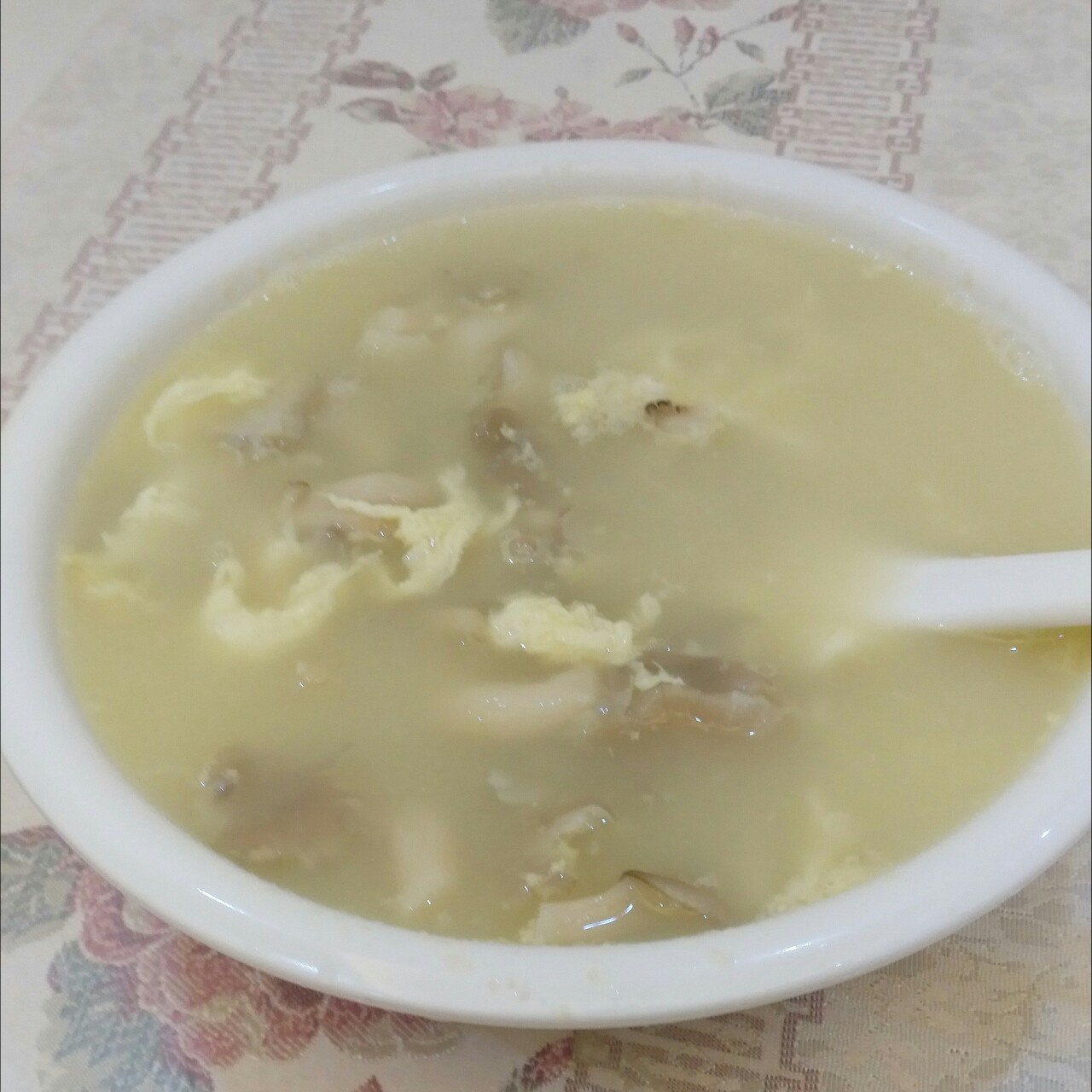 平菇鸡蛋汤