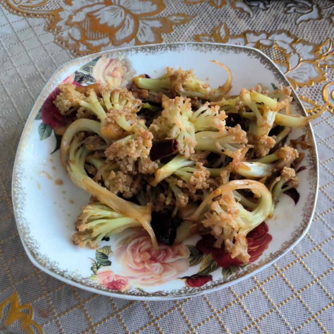 家常素炒菜花，清脆！