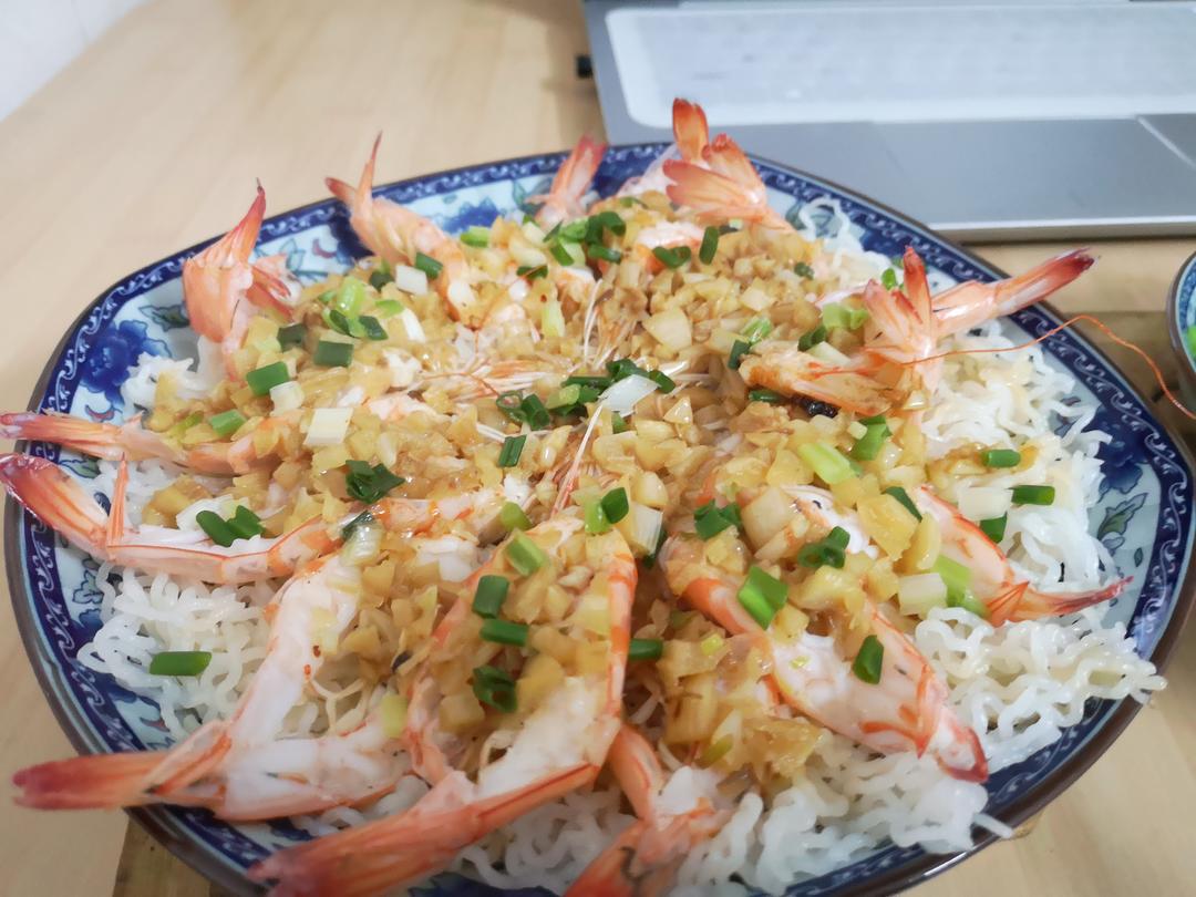 蒜蓉粉丝蒸虾
