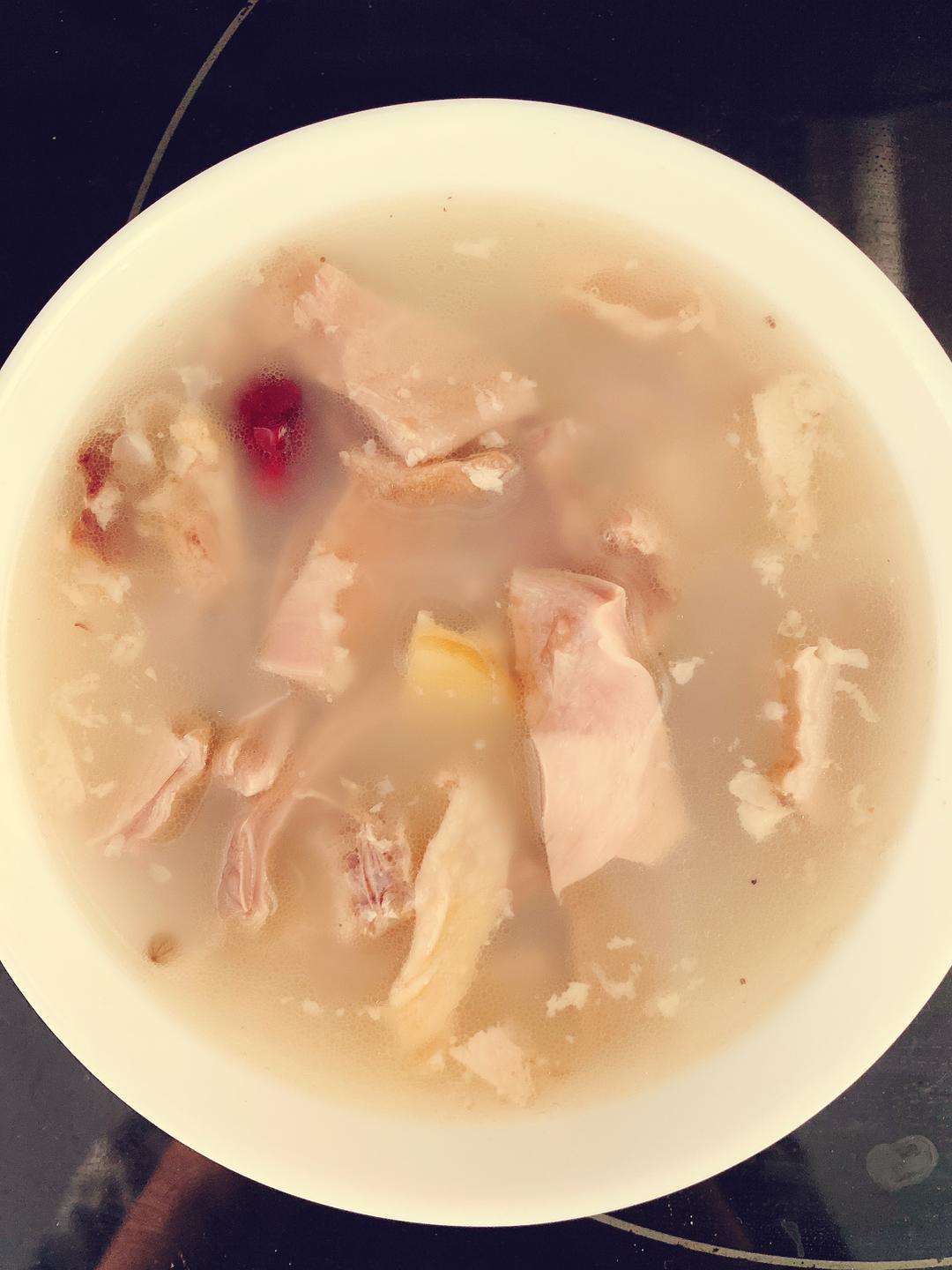 胡椒猪肚鸡汤，味道香浓，润而不燥，一碗下肚全身暖融融