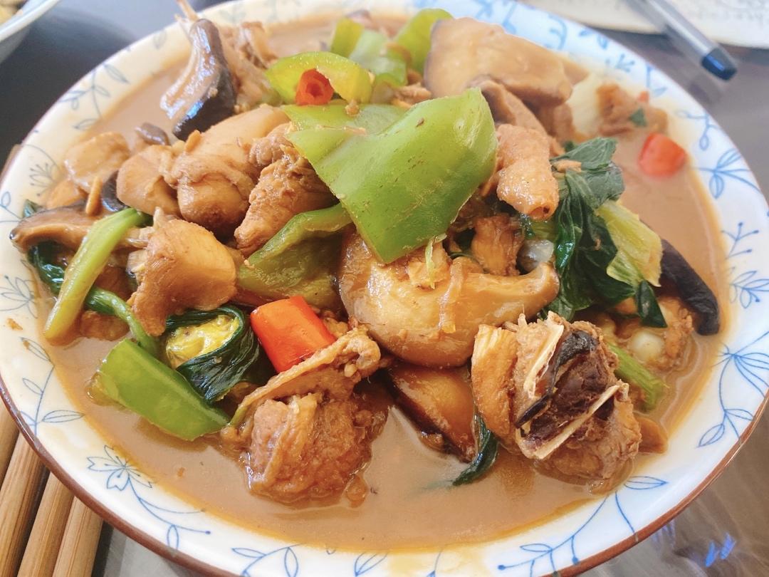 好吃到原地爆炸的黄焖鸡