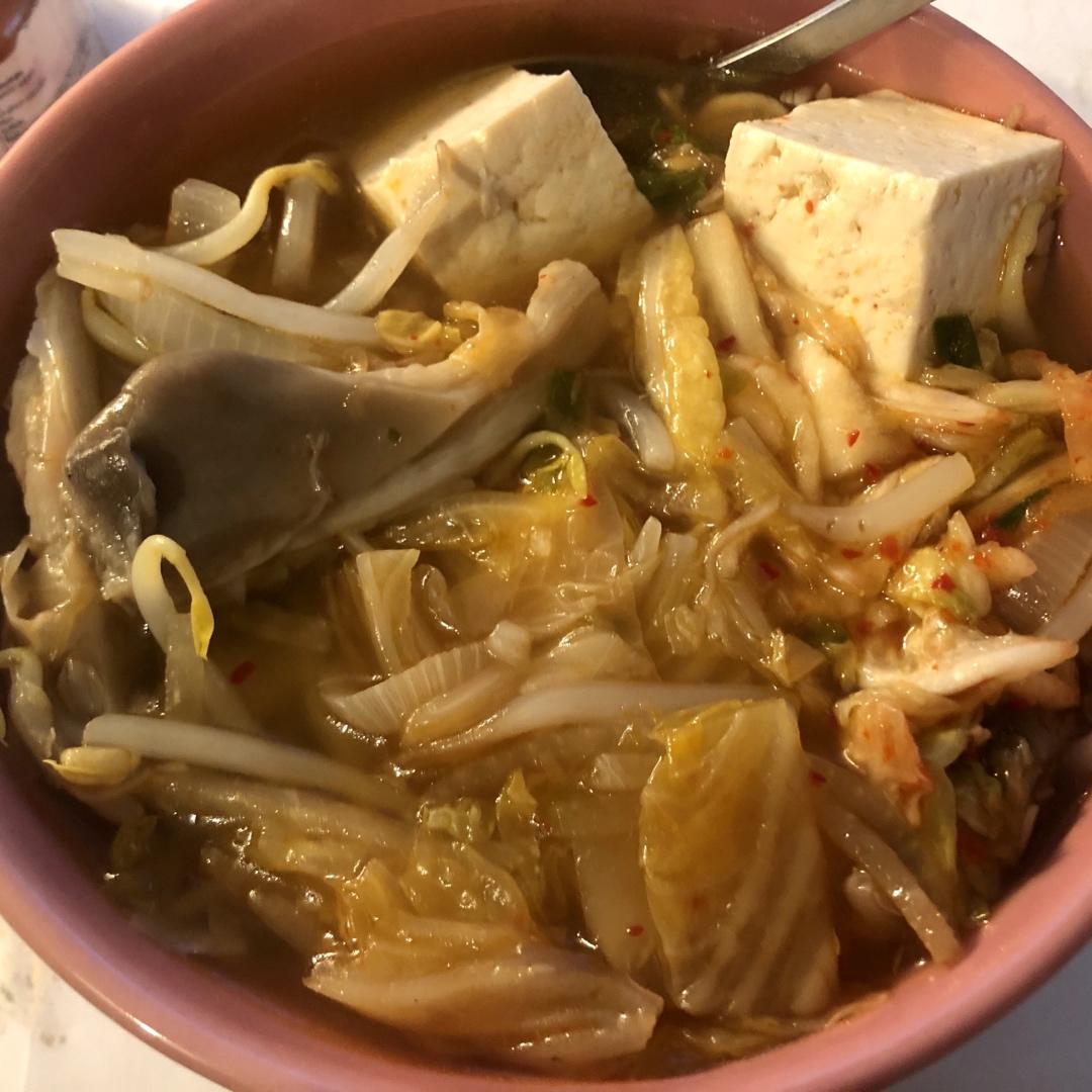 泡菜豆腐汤