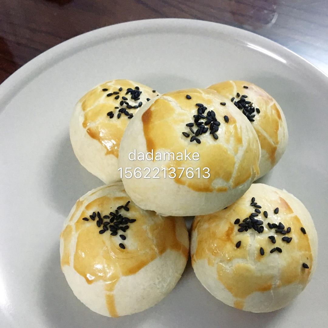 蛋黄酥