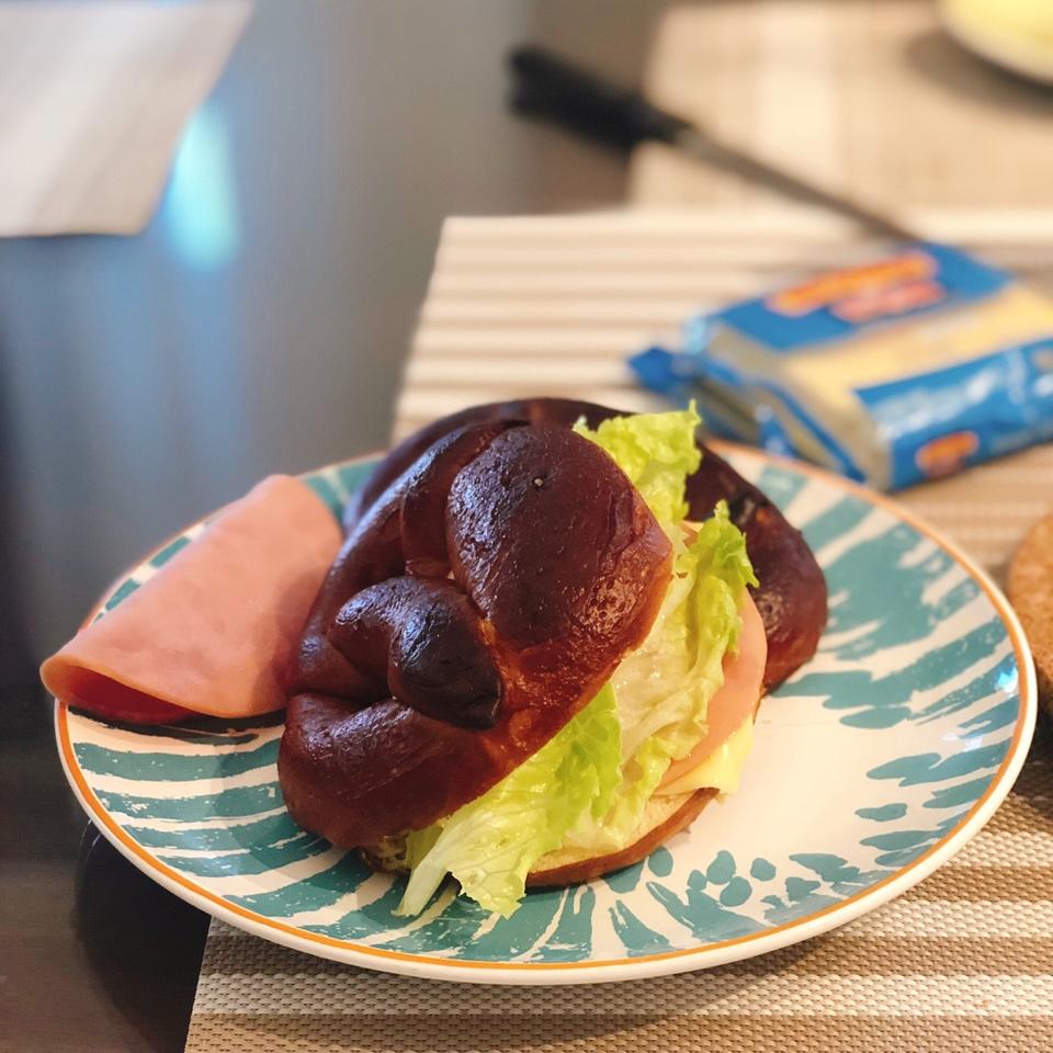 最详细的碱水包 【德国结面包 布雷结面包】有关碱水面包Brezel的一切 Bretzel Brezen Pretzel