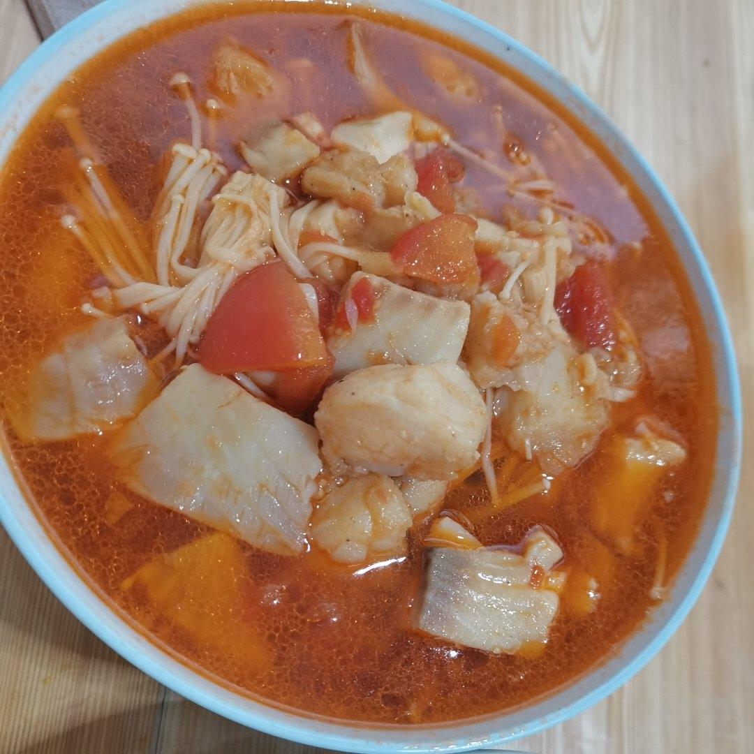 番茄鱼巴沙鱼（也可以用番茄龙利鱼），番茄酱汁超浓郁，营养又下饭！