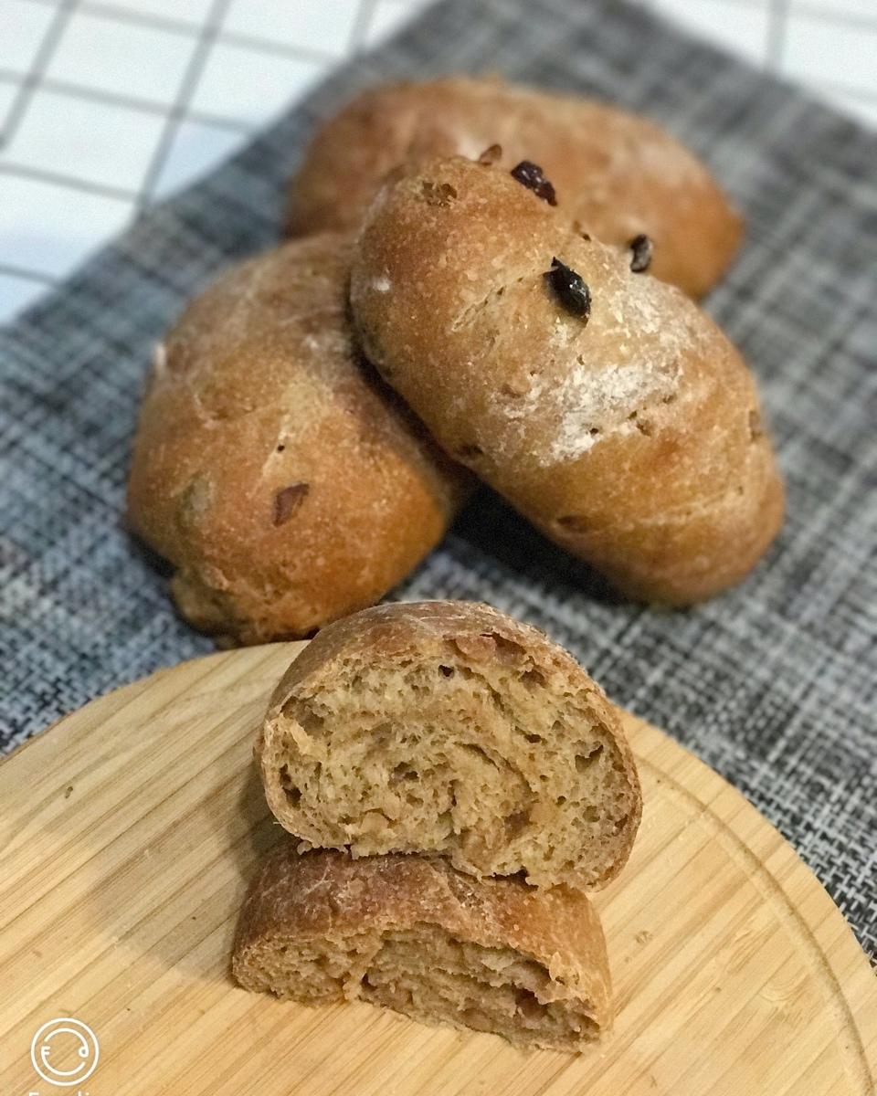 全麦蔓越莓软式欧包（免揉）