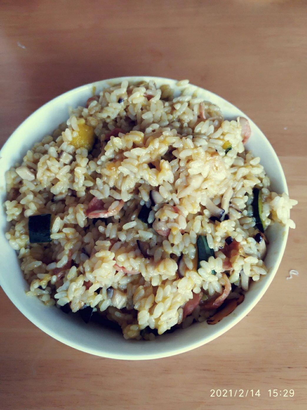 美味到不行的南瓜饭