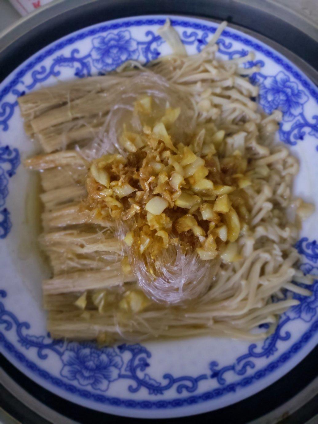 蒜蓉蒸金针菇