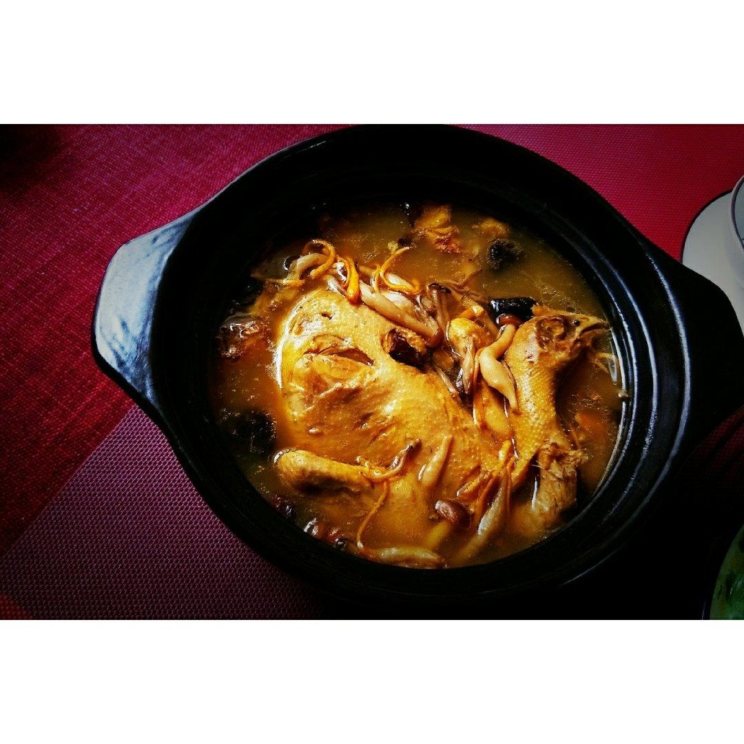 虫草花煲鸡汤