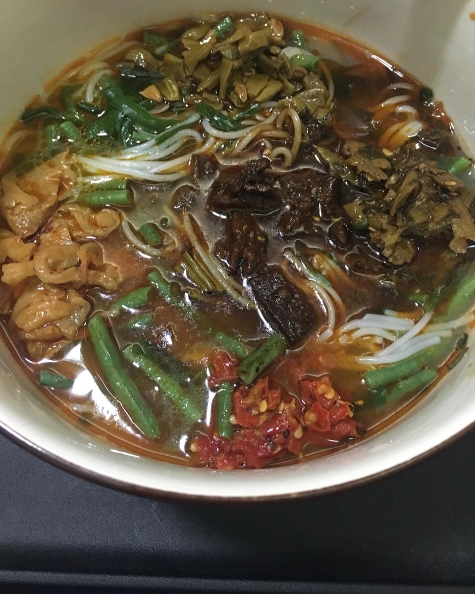 vivieninthewood做的牛肉汤米粉